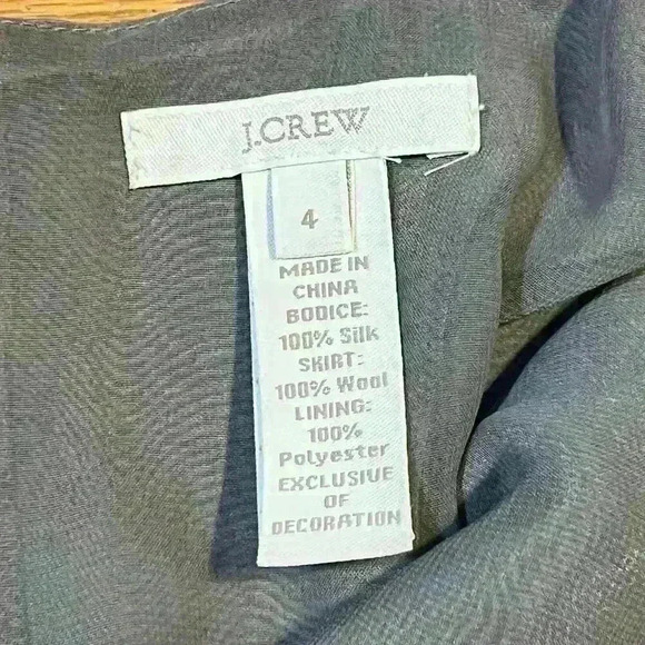 J Crew Grey "Aurelia" Beaded Silk Couplet Sleeveless Cocktail Dress Size 4 FLAW - Picture 6 of 8